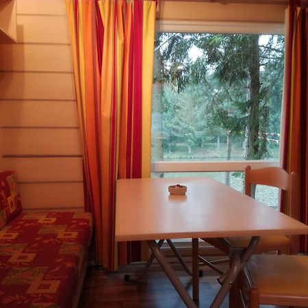 Camping De Flechat Ξενοδοχείο Orcival Εξωτερικό φωτογραφία