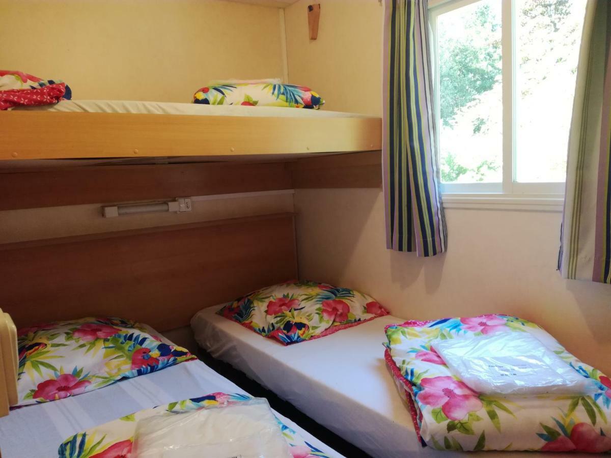 Camping De Flechat Ξενοδοχείο Orcival Εξωτερικό φωτογραφία