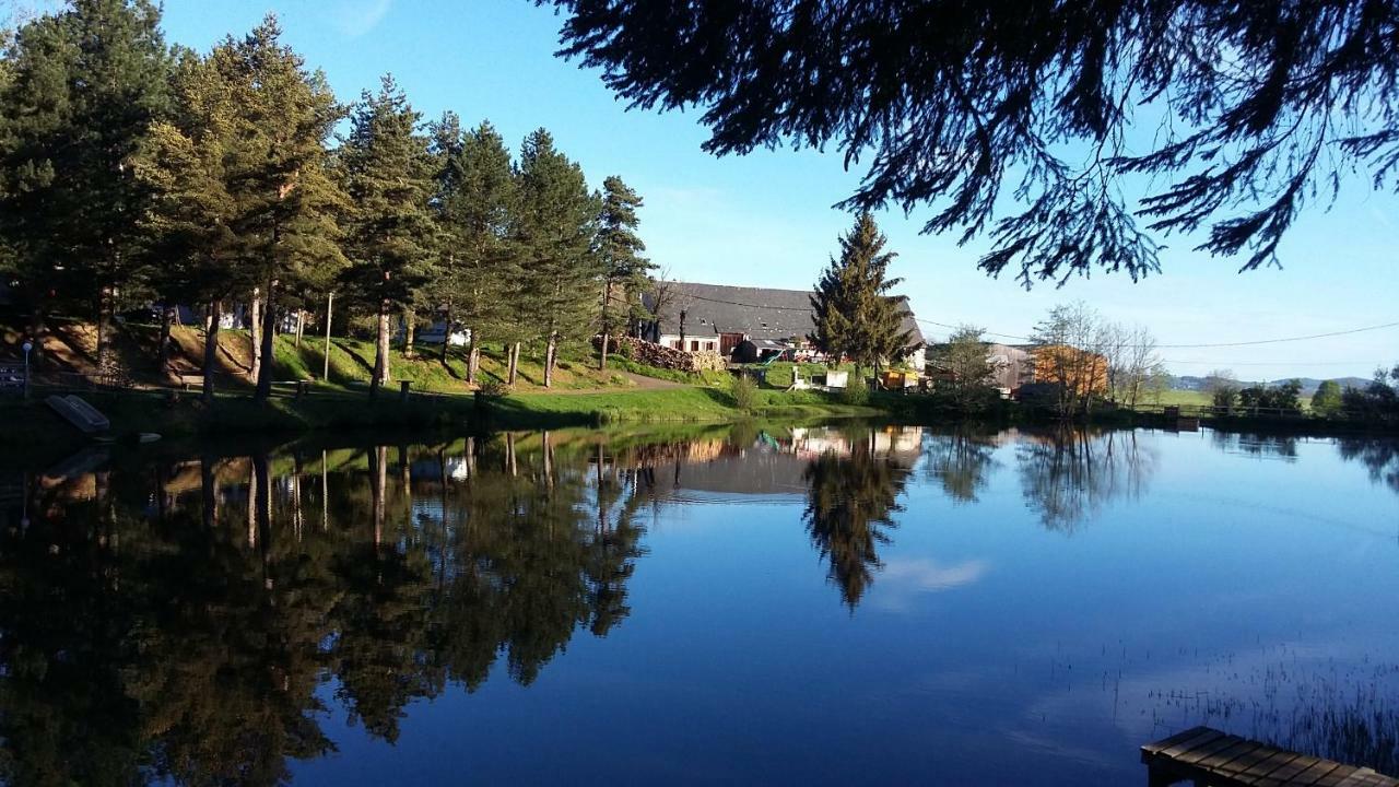 Camping De Flechat Ξενοδοχείο Orcival Εξωτερικό φωτογραφία